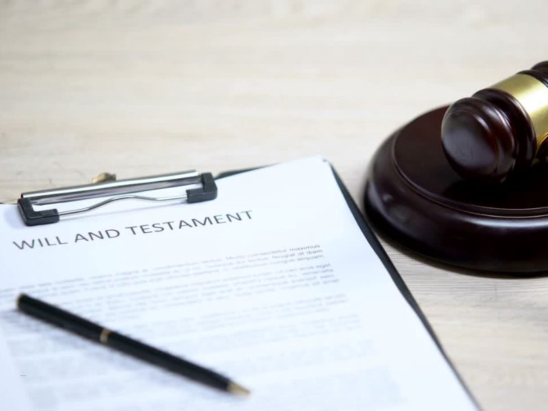 prikaz testamenta i advokatske palice